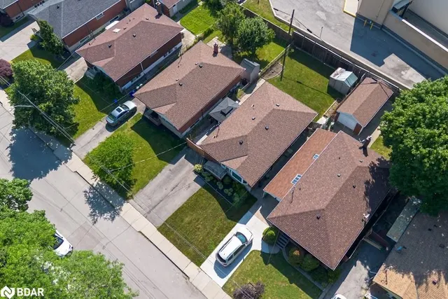 Additional image 37 of 42 Terrace Dr