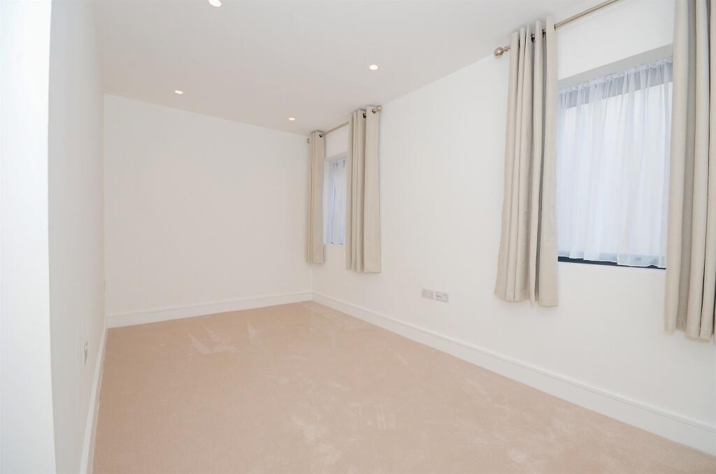 Additional image 14 of Mount Pleasant Lane, Bricket Wood, St. Albans