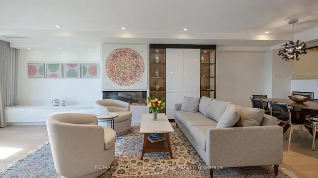 Additional image 4 of 99 Harbour Sq Unit 613