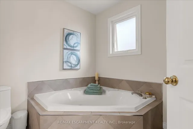 Additional image 16 of 75 Gatestone Dr