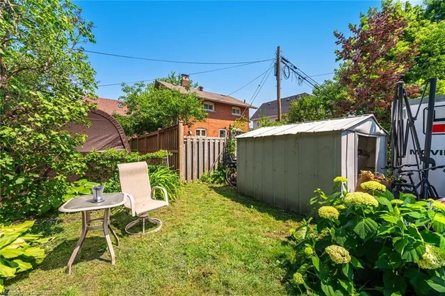 Additional image 38 of 24 Sykes Ave