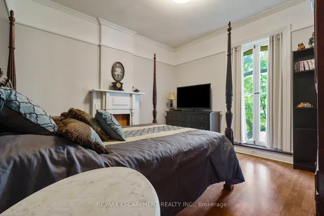 Additional image 16 of 275 Cumberland Ave