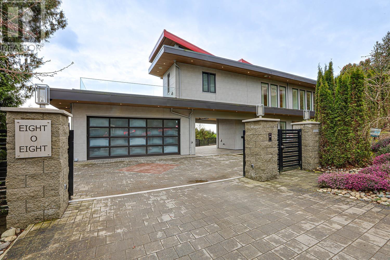 808 ESQUIMALT AVENUE|West Vancouver, British Columbia V7T1J8