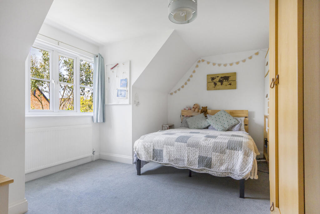 Additional image 15 of Bucknalls Drive, Bricket Wood, St. Albans, Hertfordshire, AL2