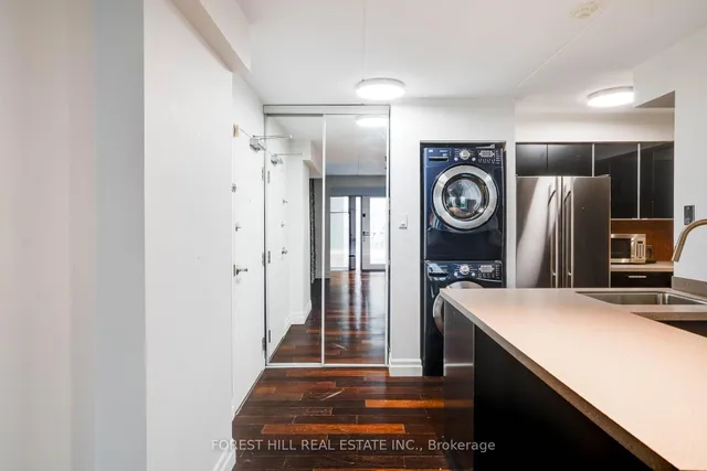 Additional image 6 of 1174 Yonge St Unit 203