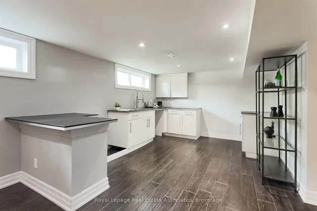 Additional image 22 of 4 Sabine Rd