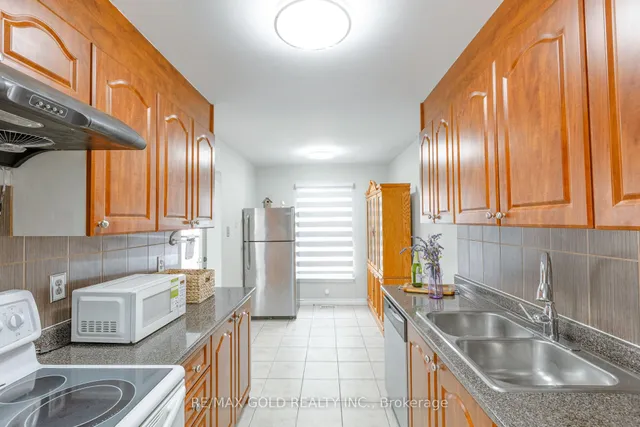 Additional image 30 of 337 Fleetwood Cres