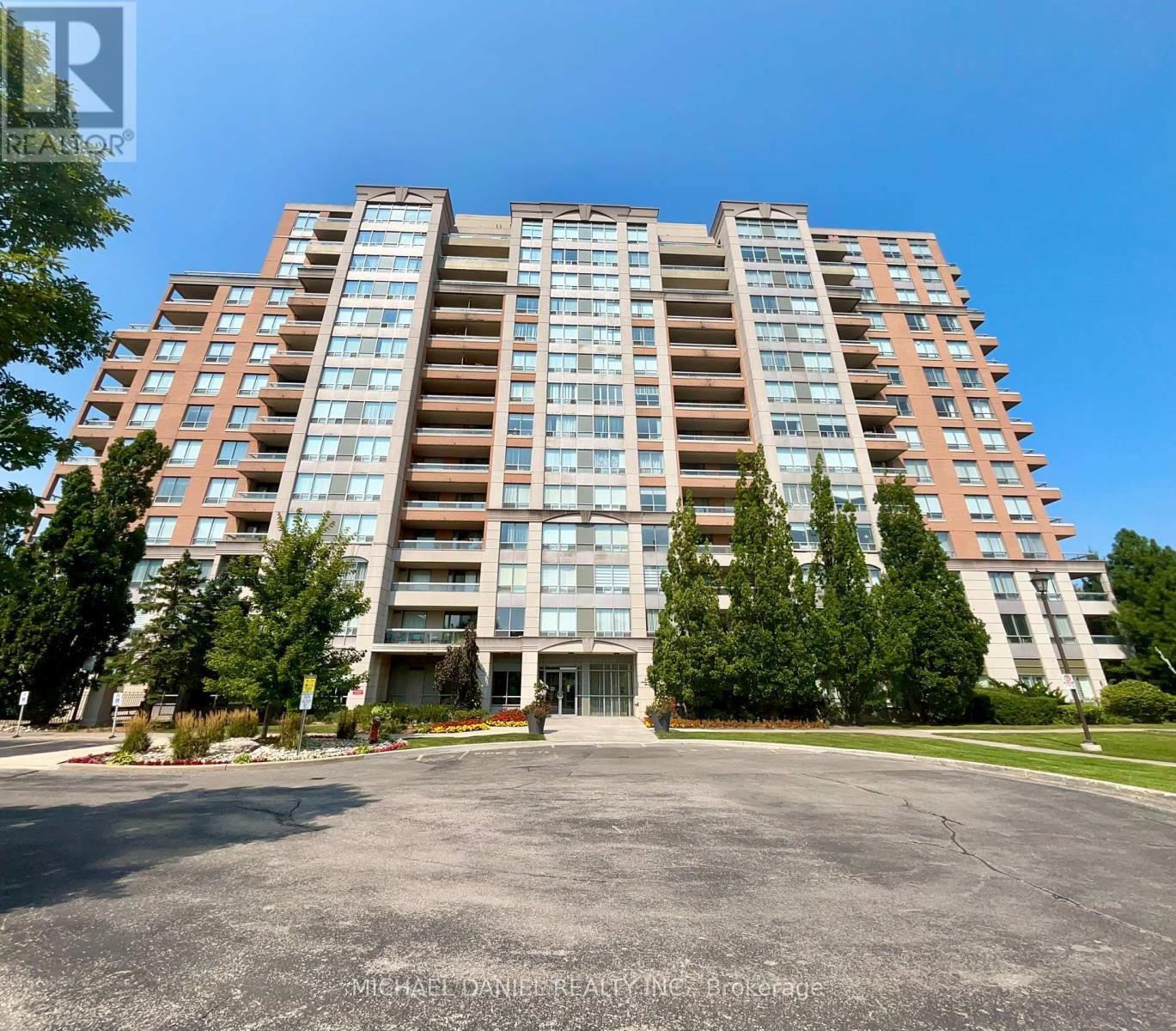 306 - 29 NORTHERN HEIGHTS DRIVE|Richmond Hill (Langstaff), Ontario L4B4L8