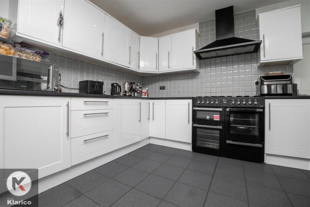 Additional image 8 of Yardley Wood Road, Moseley