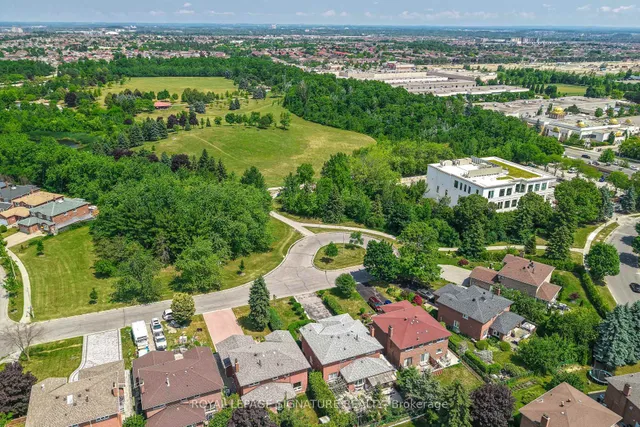 Additional image 34 of 56 Muirlands Dr