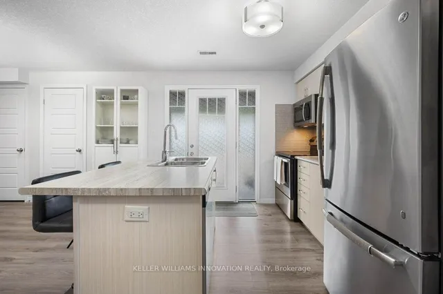 Additional image 9 of 1989 Ottawa St Unit 24B