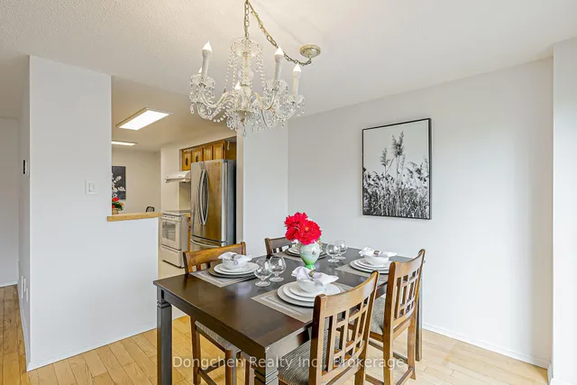 Additional image 16 of 94 Mossbrook Cres