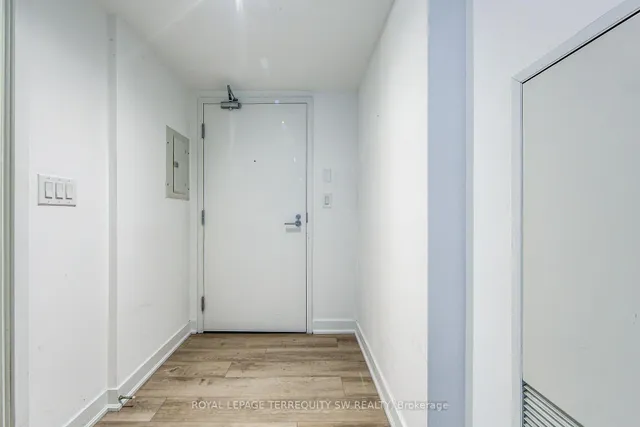 Additional image 38 of 110 Charles St Unit 707