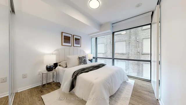 Additional image 14 of 38 Grenville St Unit 407