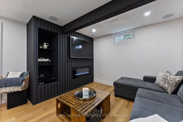 Additional image 26 of 25 Redbury St Unit 55