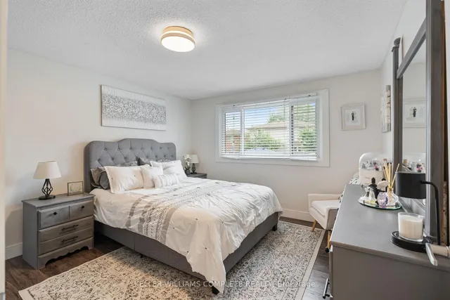 Additional image 20 of 423 QUEEN VICTORIA Dr