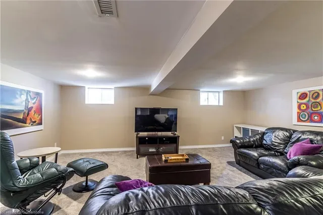 Additional image 21 of 42 Cameron Ave