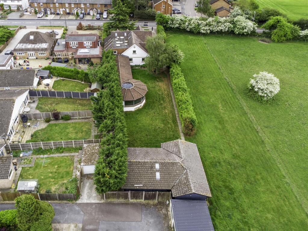 Additional image 18 of Dixons Hill Road, Welham Green