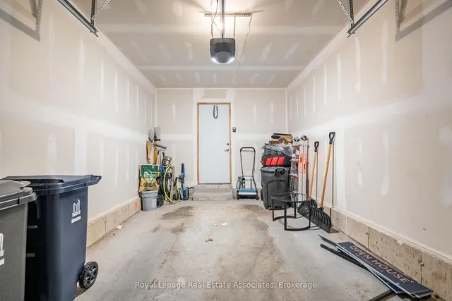 Additional image 43 of 120 Green Gardens Blvd