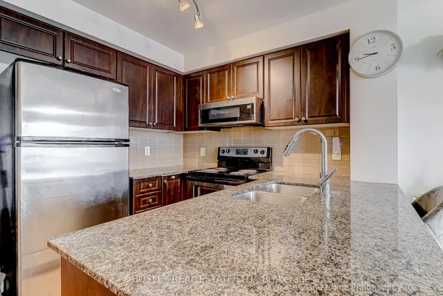 Additional image 5 of 60 Fairfax Cres Unit 526