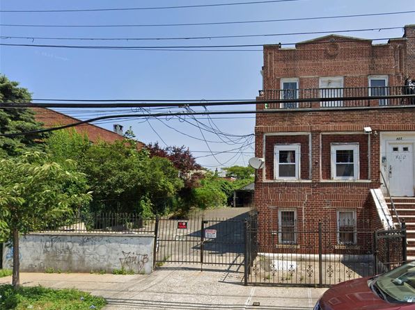 717 E 226th Street, Bronx, NY 10466