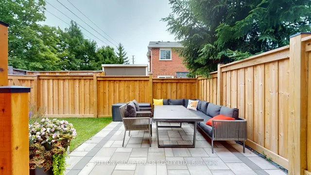 Additional image 9 of 2 Dawson Cres