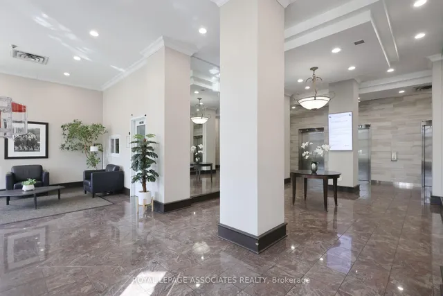 Additional image 15 of 21 Overlea Blvd Unit 208