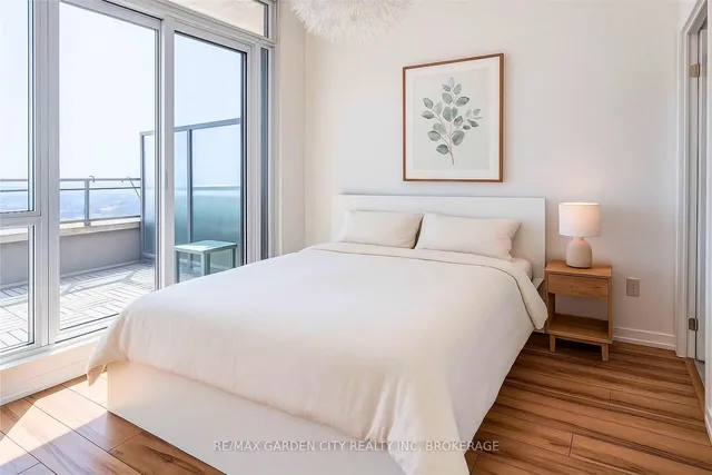 Additional image 13 of 5101 Dundas St Unit 1402