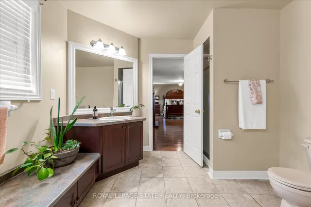 Additional image 24 of 29 Gaines Ave