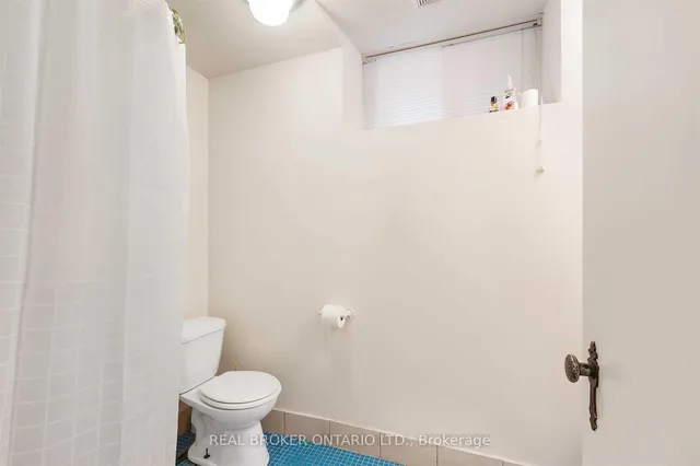 Additional image 23 of 499 Palmerston Blvd