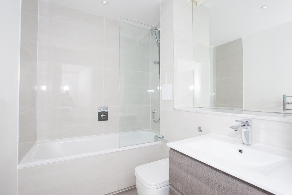 Additional image 4 of Butlers Yard, Drovers Way, St Albans, Herts, AL3