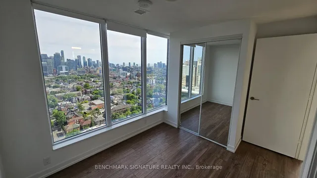 Additional image 25 of 203 College St Unit 2702