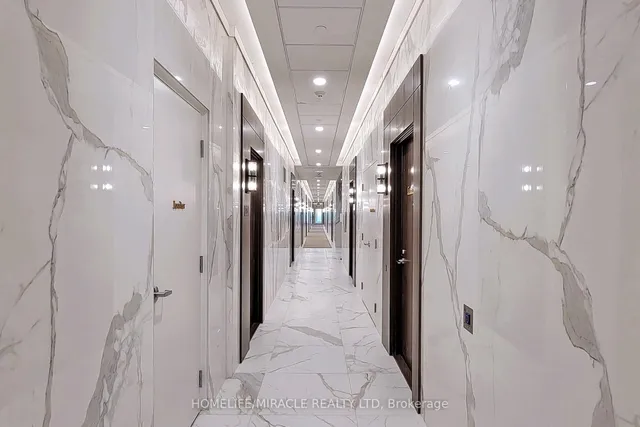 Additional image 5 of 1050 Main St Unit 1106