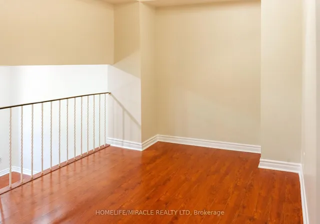 Additional image 27 of 43 Lexington Ave Unit 40