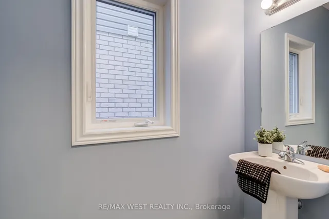 Additional image 20 of 270 Dalgleish Tr