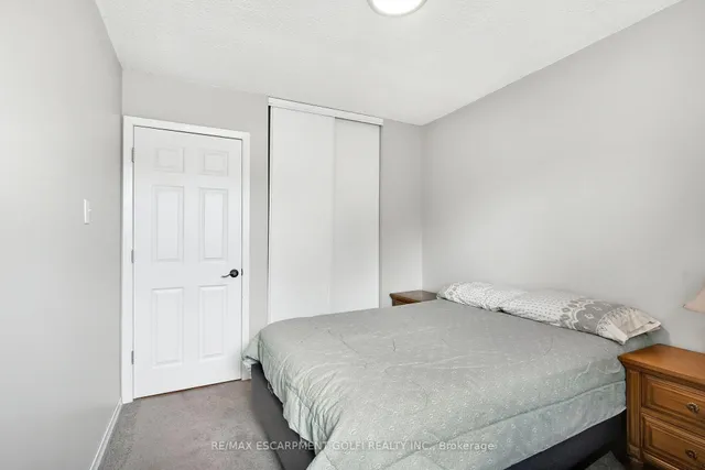 Additional image 17 of 63 Elora Dr