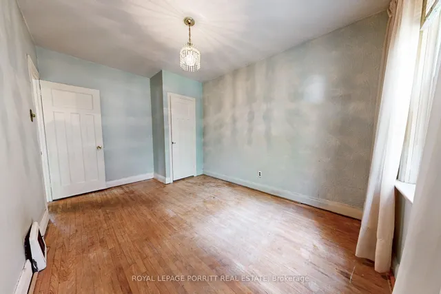 Additional image 14 of 27 Struthers St