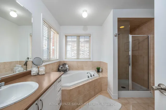 Additional image 26 of 1 Skylar Circ