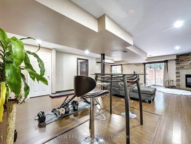 Additional image 27 of 607 Eaglewood Dr