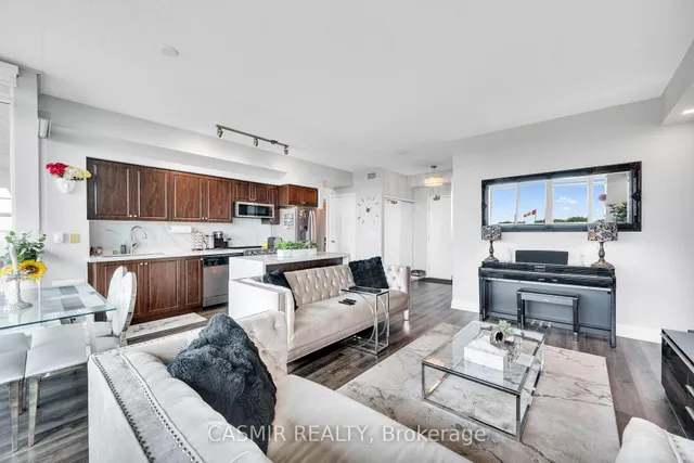 Additional image 6 of 215 Fort York Blvd Unit 707