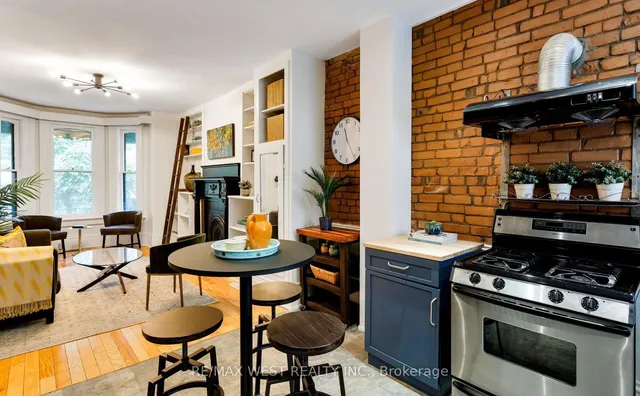 Additional image 18 of 39 Melbourne Ave