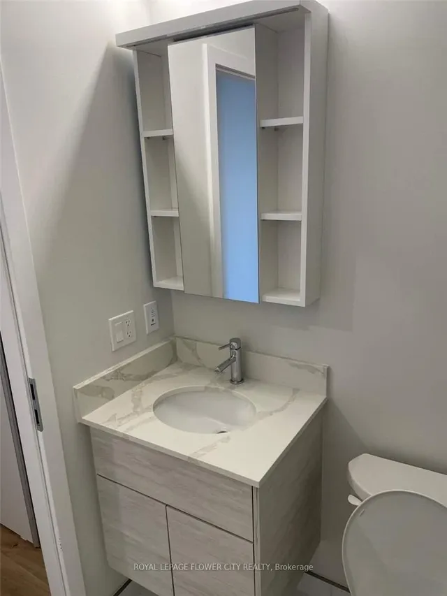 Additional image 15 of 60 Frederick St Unit 2402