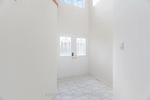 Additional image 4 of 32 Hollybush St