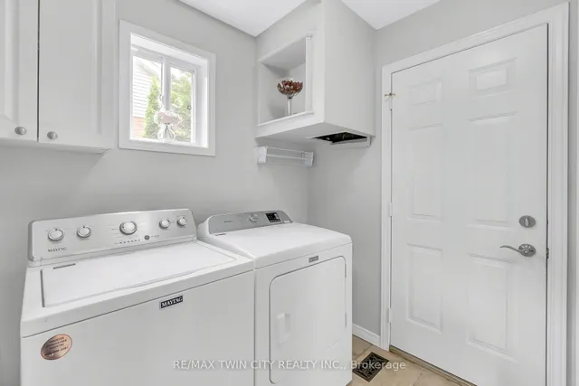 Additional image 34 of 107 Chandos Dr