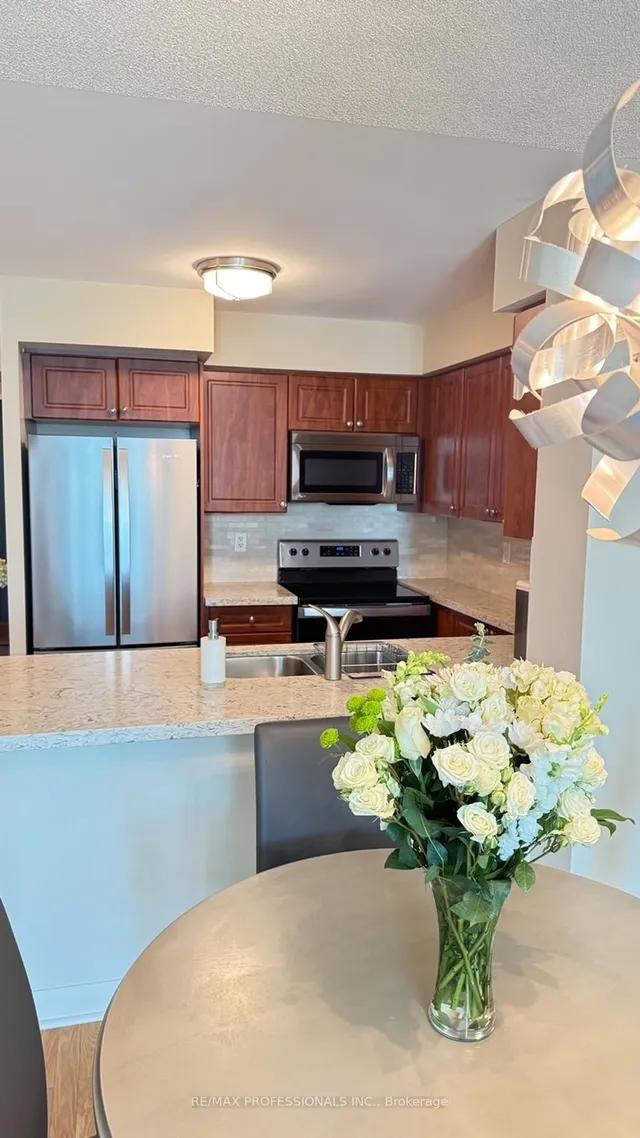 Additional image 15 of 235 Sherway Gardens Rd Unit 1702