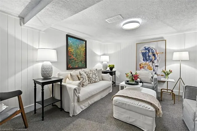 Additional image 35 of 445 Woodview Rd Unit 3