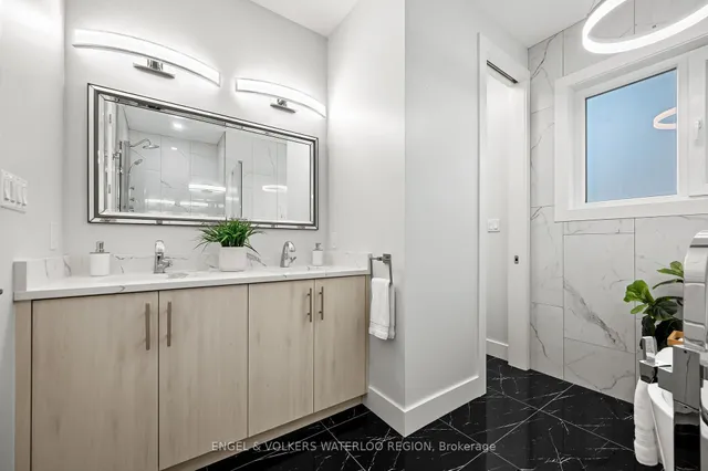 Additional image 23 of 24 Sylvia St