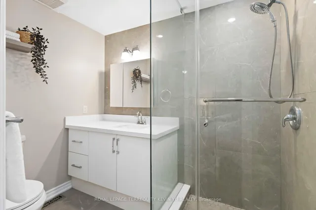 Additional image 11 of 34 Janellan Terr