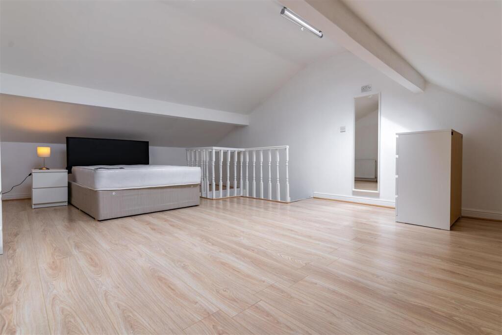 Additional image 7 of Oak Tree Lane, Birmingham, West Midlands, B29