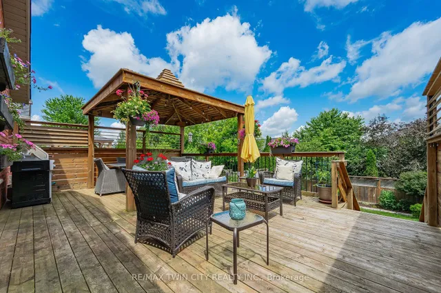 Additional image 39 of 68 Steepleridge St